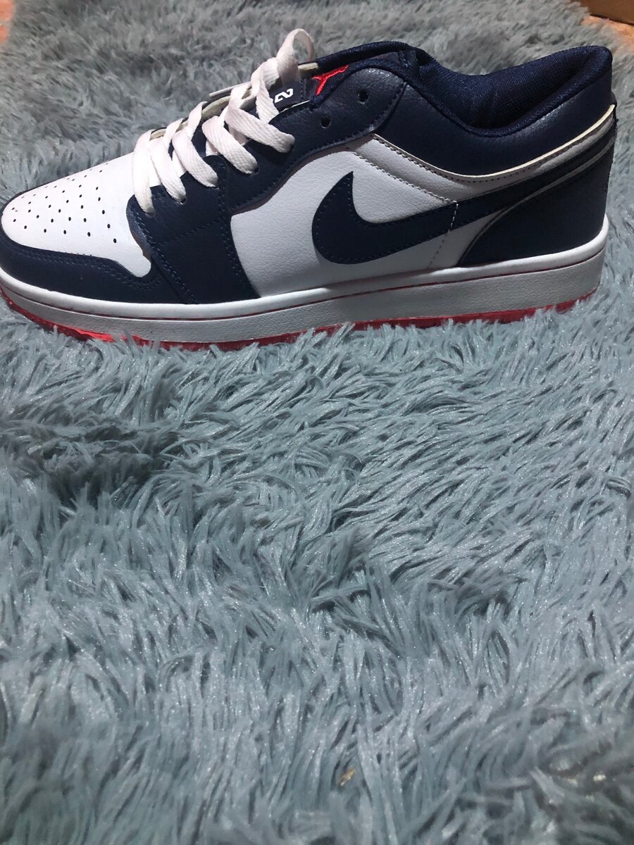 Mens sneakers