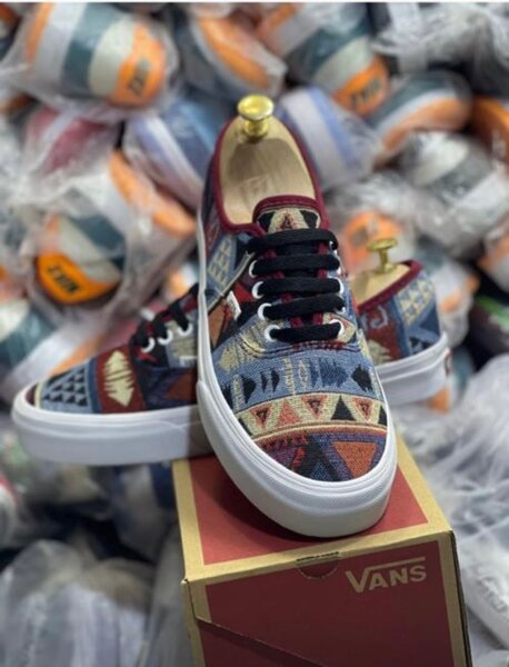 Chaussures Vans tendance unisexes