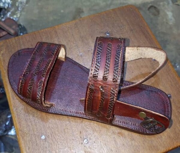 Sandale en cuir pour homme