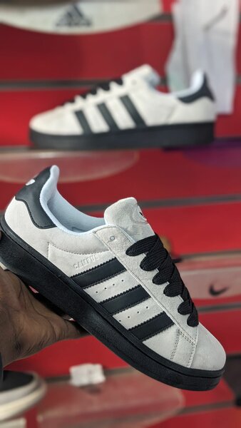Adidas campus
