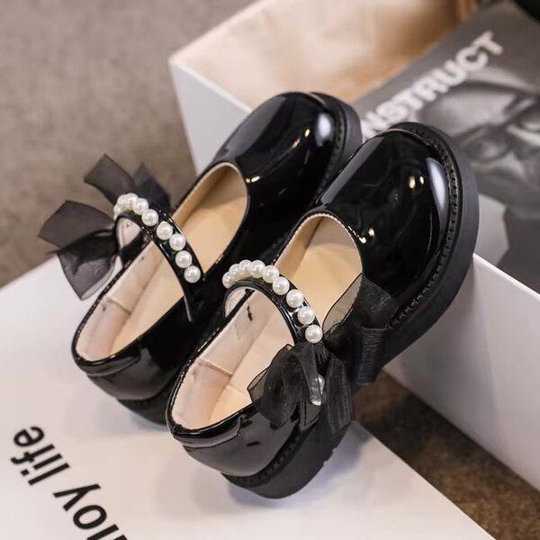 Pearl shoes