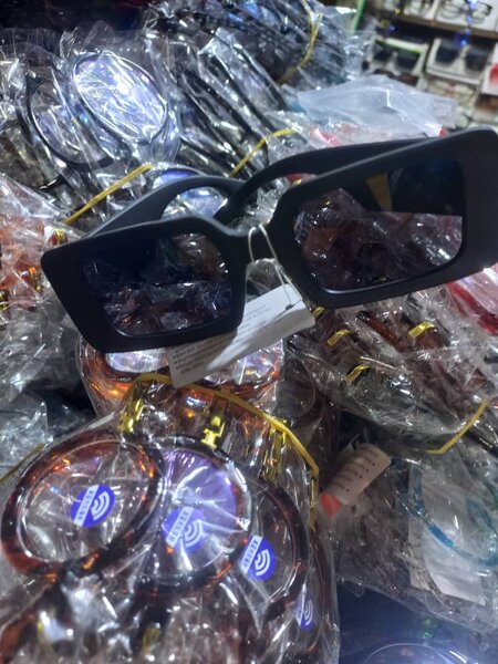 LUNETTES DE SOLEIL