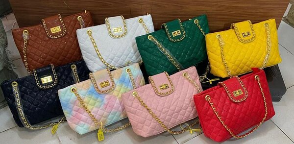 Ladies hand bag