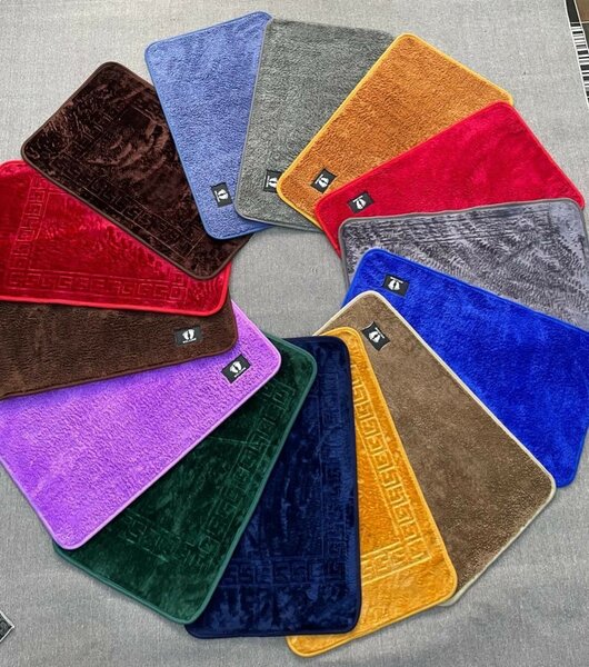 Bathroom doormat- Ghc 65.00