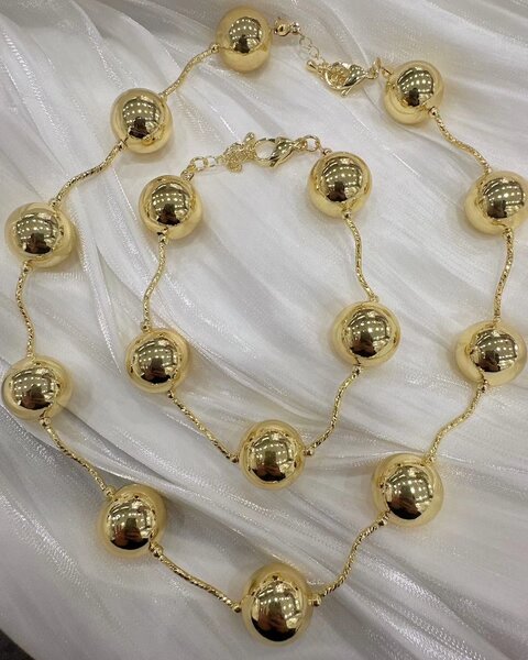 Elegant Gold Bead Necklace Set