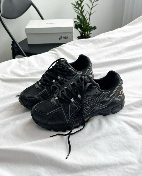 ASICS gell kahana 8