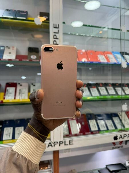 iPhone 7+