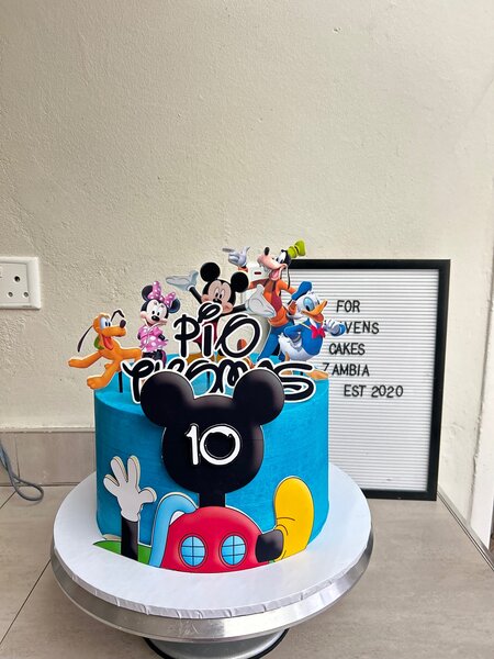 Cakes & Desserts