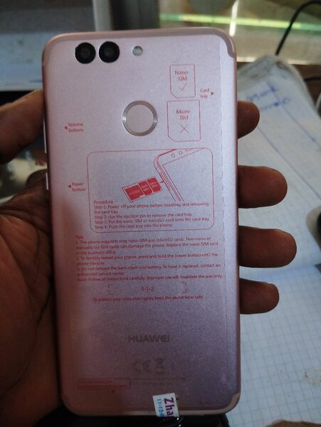 Huawei nova 2S