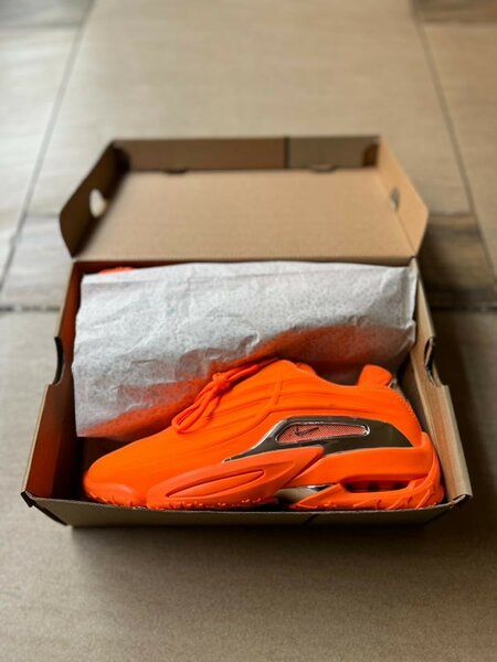Mens sneakers