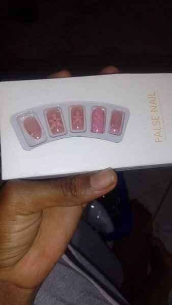 Faux ongles
