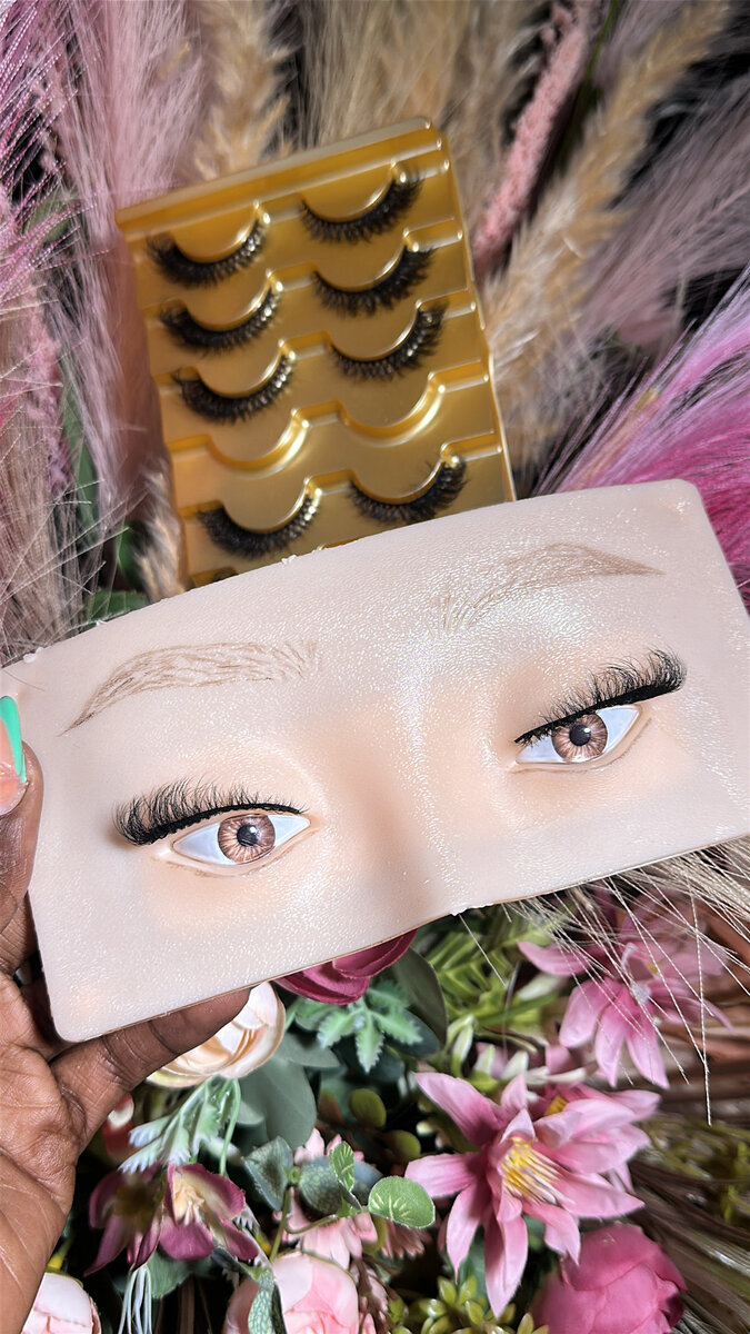 Faux Cils Volumineux Glamour