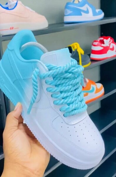 LADIES SNEAKERS