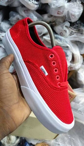 Chic vans