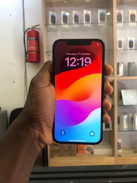IPhone 12 64gig