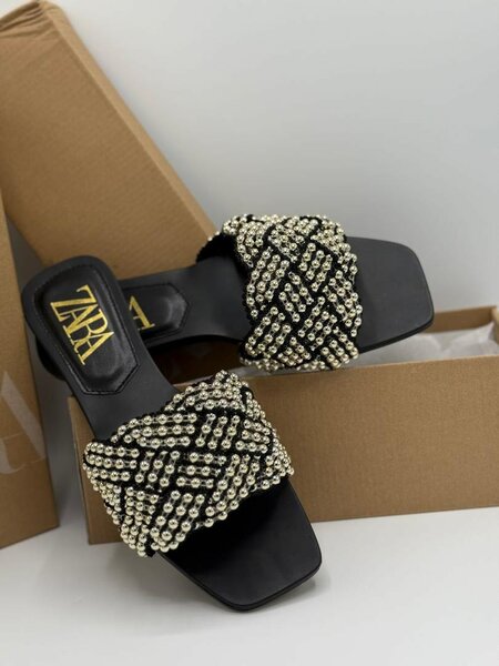 Zara quality slippers