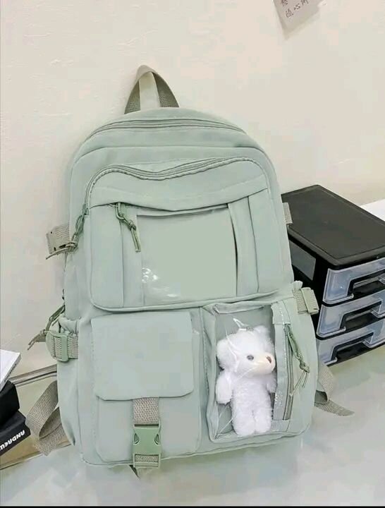 Sac à dos avec peluche intégrée