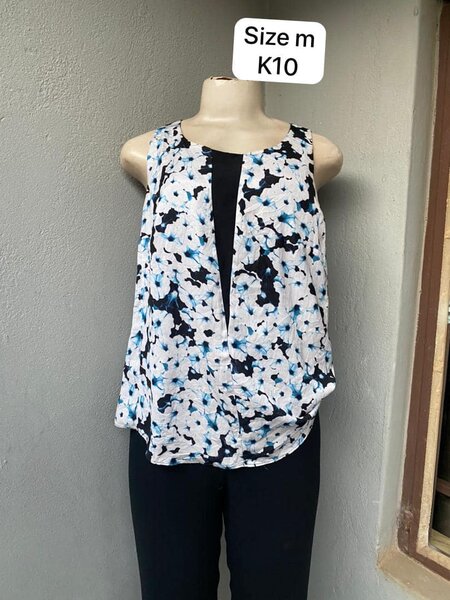 Shirt white Flowers