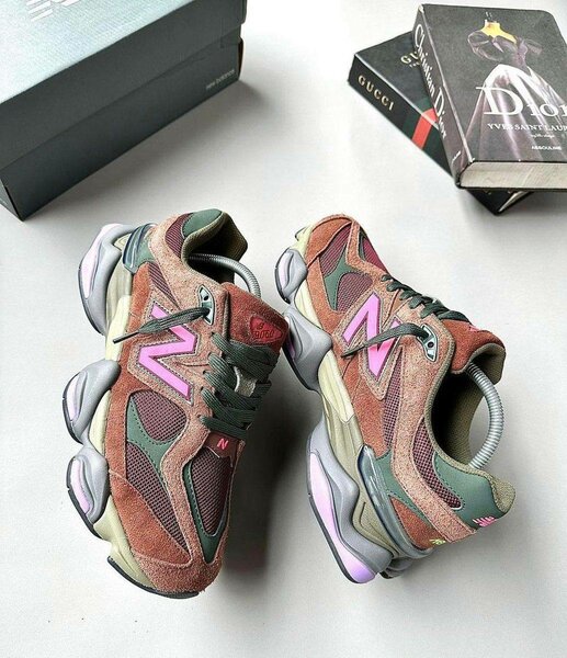 NEW BALANCE CLASSIC