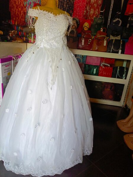 Wedding dress