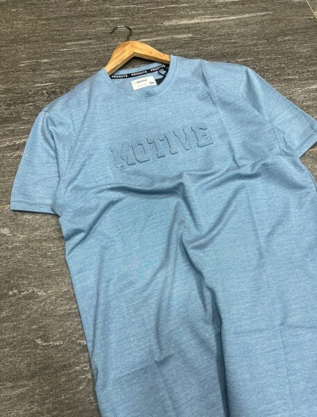 Tee short