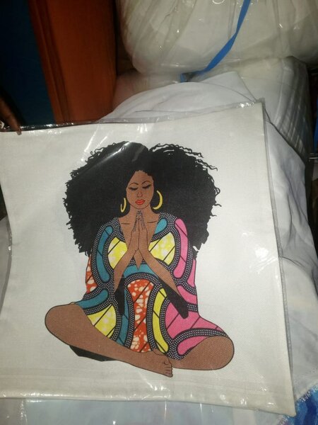 Housses de coussins africains