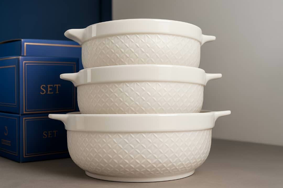 Ensemble de plats en céramique