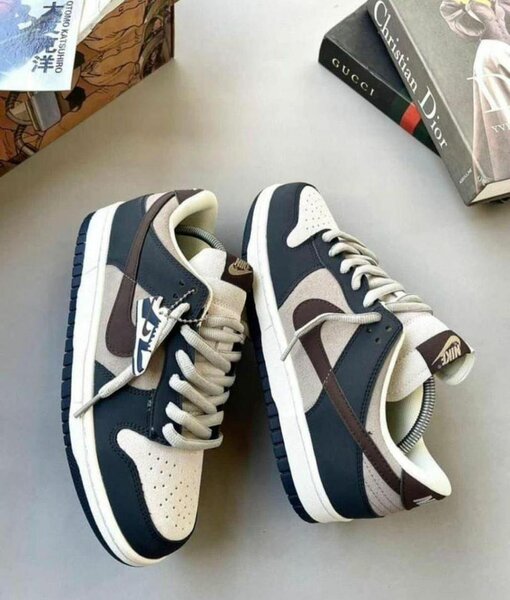 NIKE SB LOW DUNK
