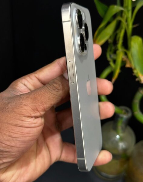 iPhone 15 Pro