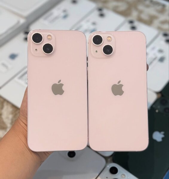 iPhone 13