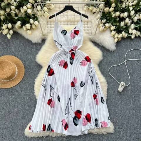 DRESSES