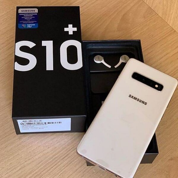 Samsung Galaxy S10+ Smartphone