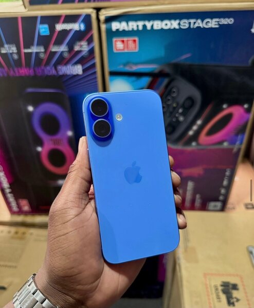 iPhone 16