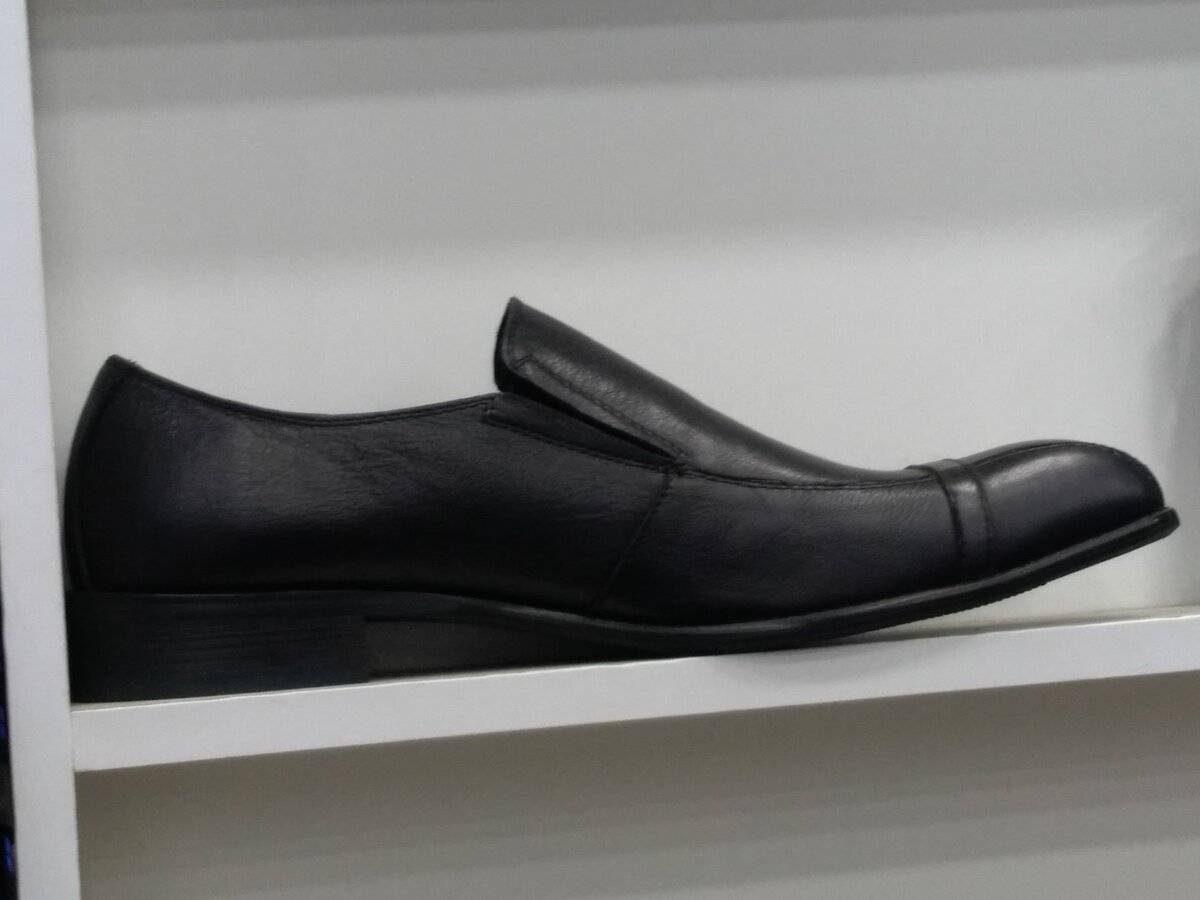 Men's shoes