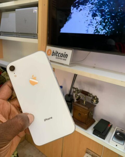 iPhone XR