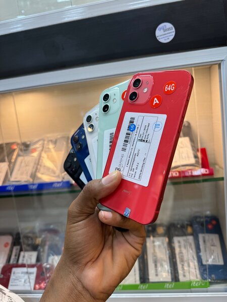iPhone 12 simple