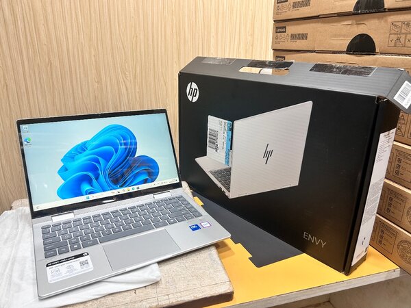 Hp Envy 14; 2en1 core i7