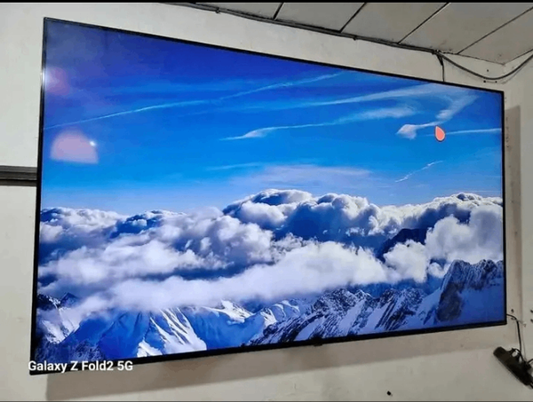 LG Smart TV 65 pouce