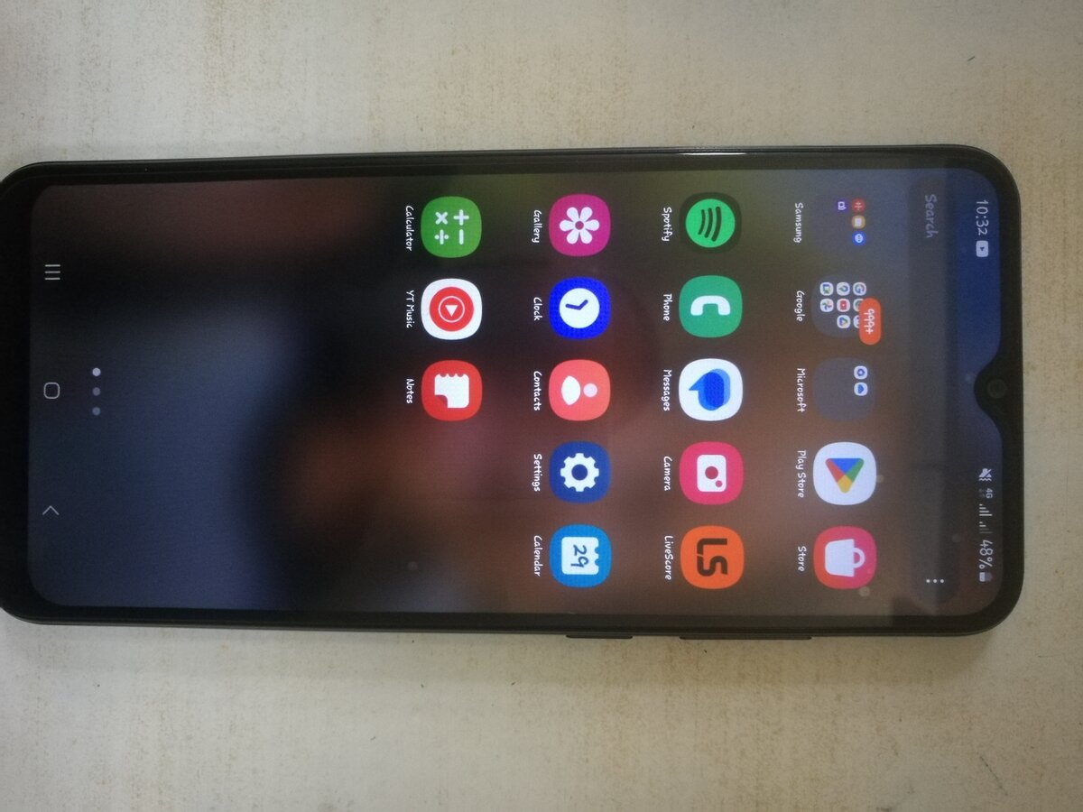 Samsung A04e