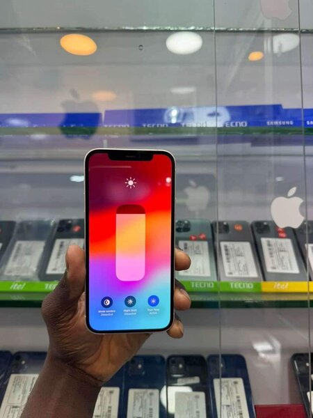 iPhone 12