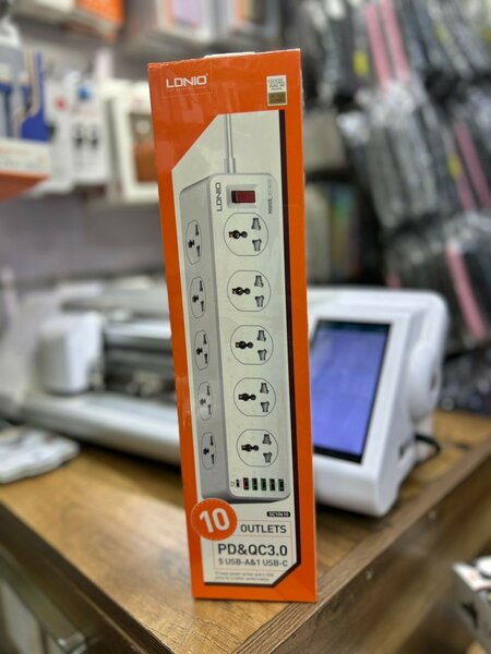 Multi socket