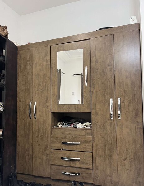 Detachable wardrobe