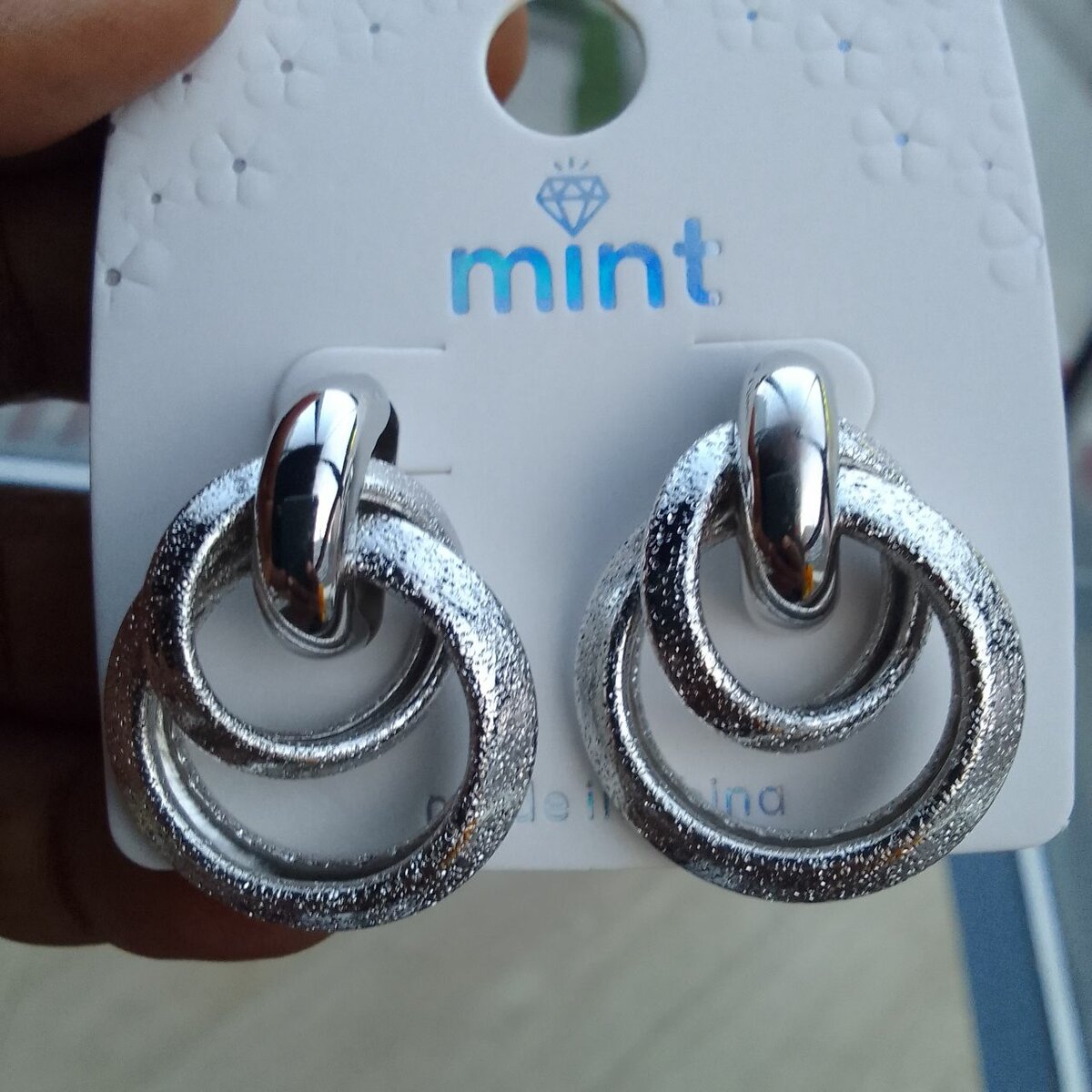 Boucles d'oreilles argentées