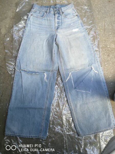 Boyfriend Jean's