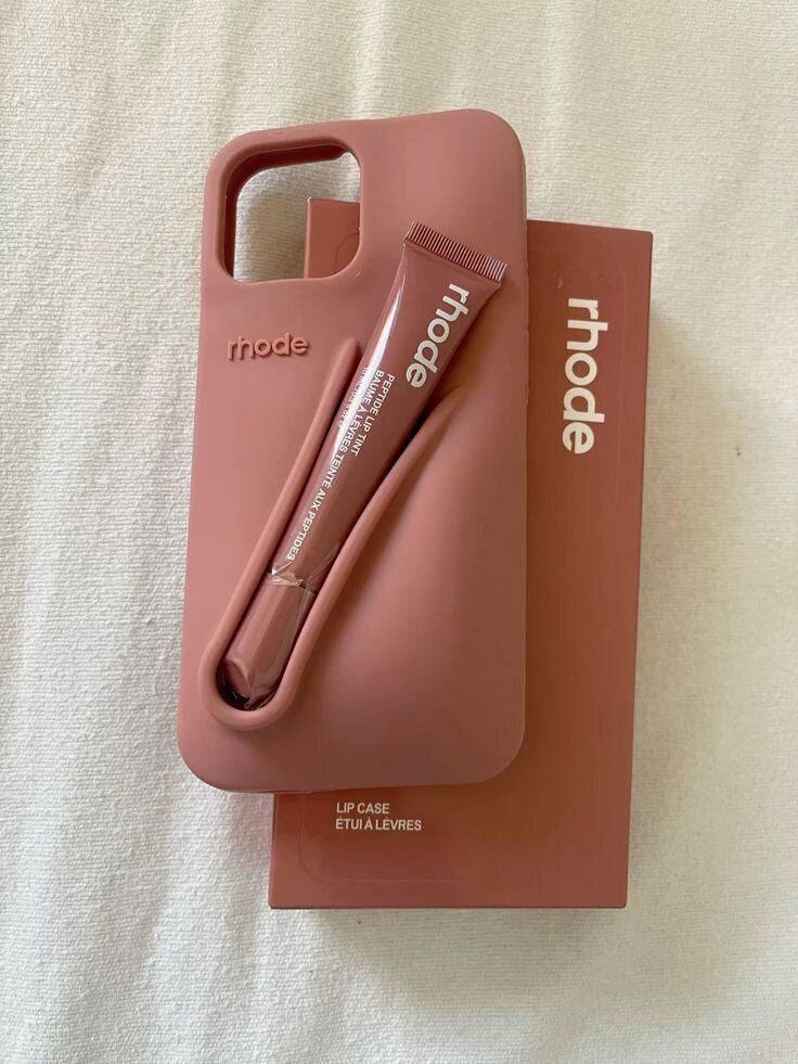 Coque de Téléphone avec Baume à Lèvres