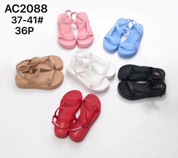 Gum sandals
