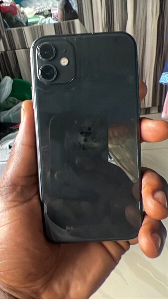 iPhone 11