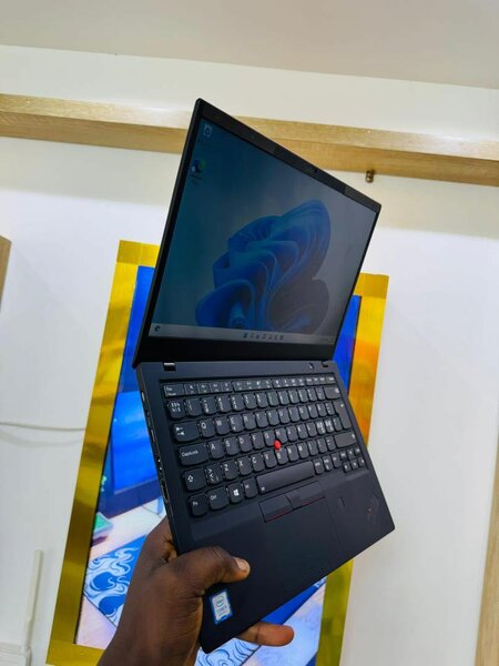 LENOVO X1 CARBON GEN 6