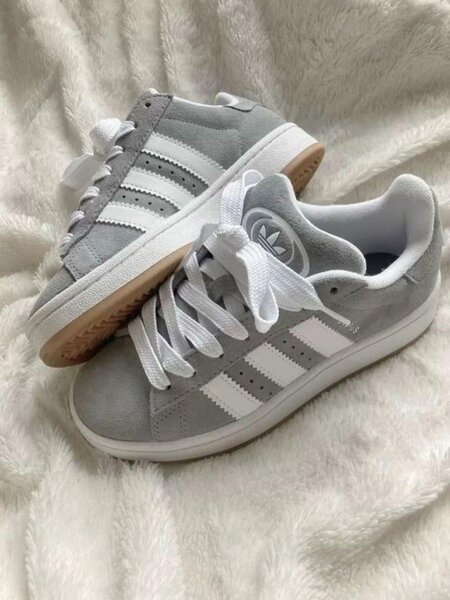 Adidas campus