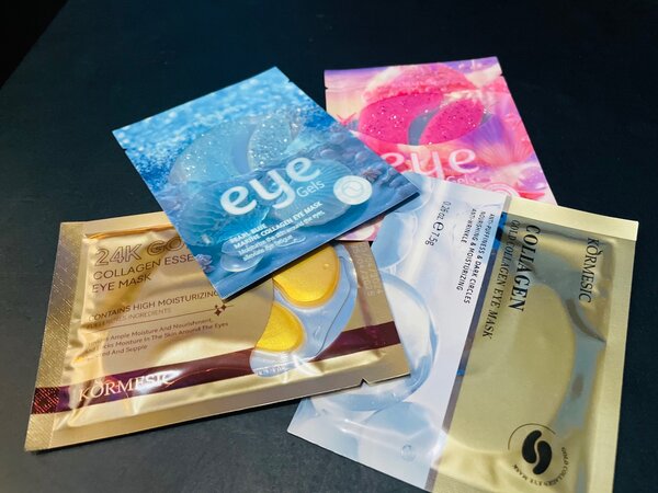 Vitamin C eye mask